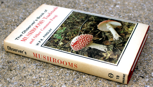 19. The Observer's Book of Mushrooms Toadstools & Other Common Fungi