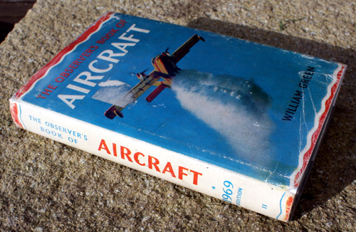 11. The Observer's Book of Aircraft Eighteenth Edition