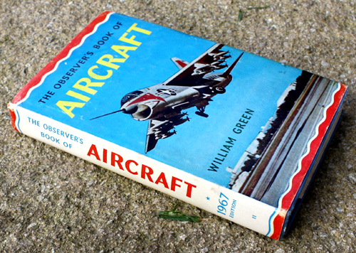 11. The Observer's Book of Aircraft Sixteenth Edition