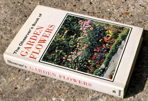 25. The Observer's Book of Garden Flowers Rare Printing