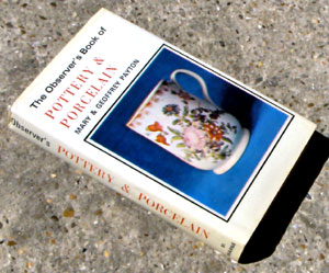 51. The Observer's Book of Pottery & Porcelain Unusual Jacket